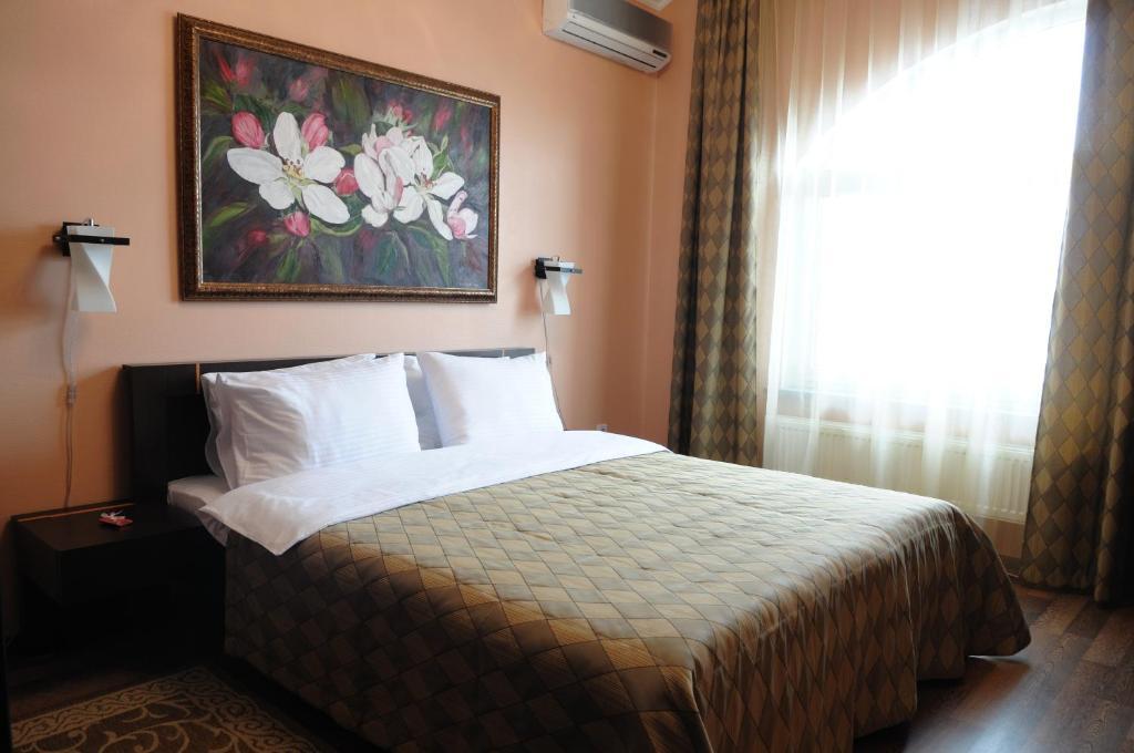 Melrose Hotel Rivne Ruang foto